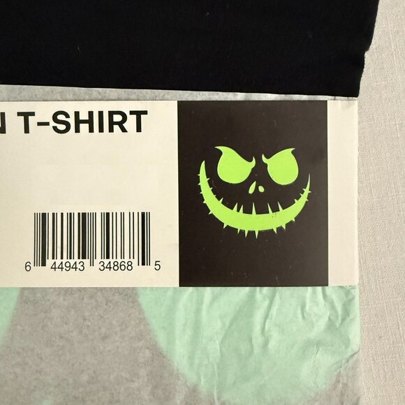 Halloween Face Tee Size L Black Neon Green Grinning Face Graphic Shirt - Picture 3 of 8